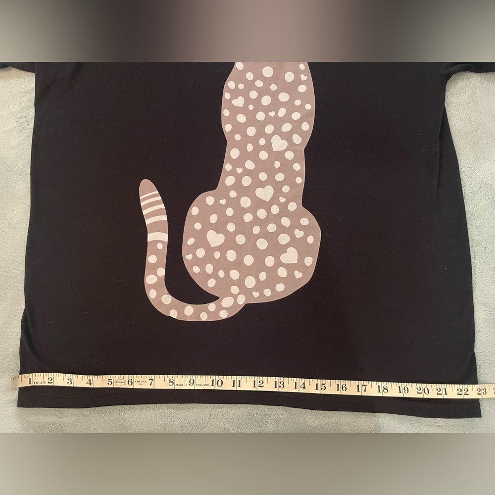 Unisex Cat T-Shirt with Gray Polka Dot Design - Picture 8 of 10